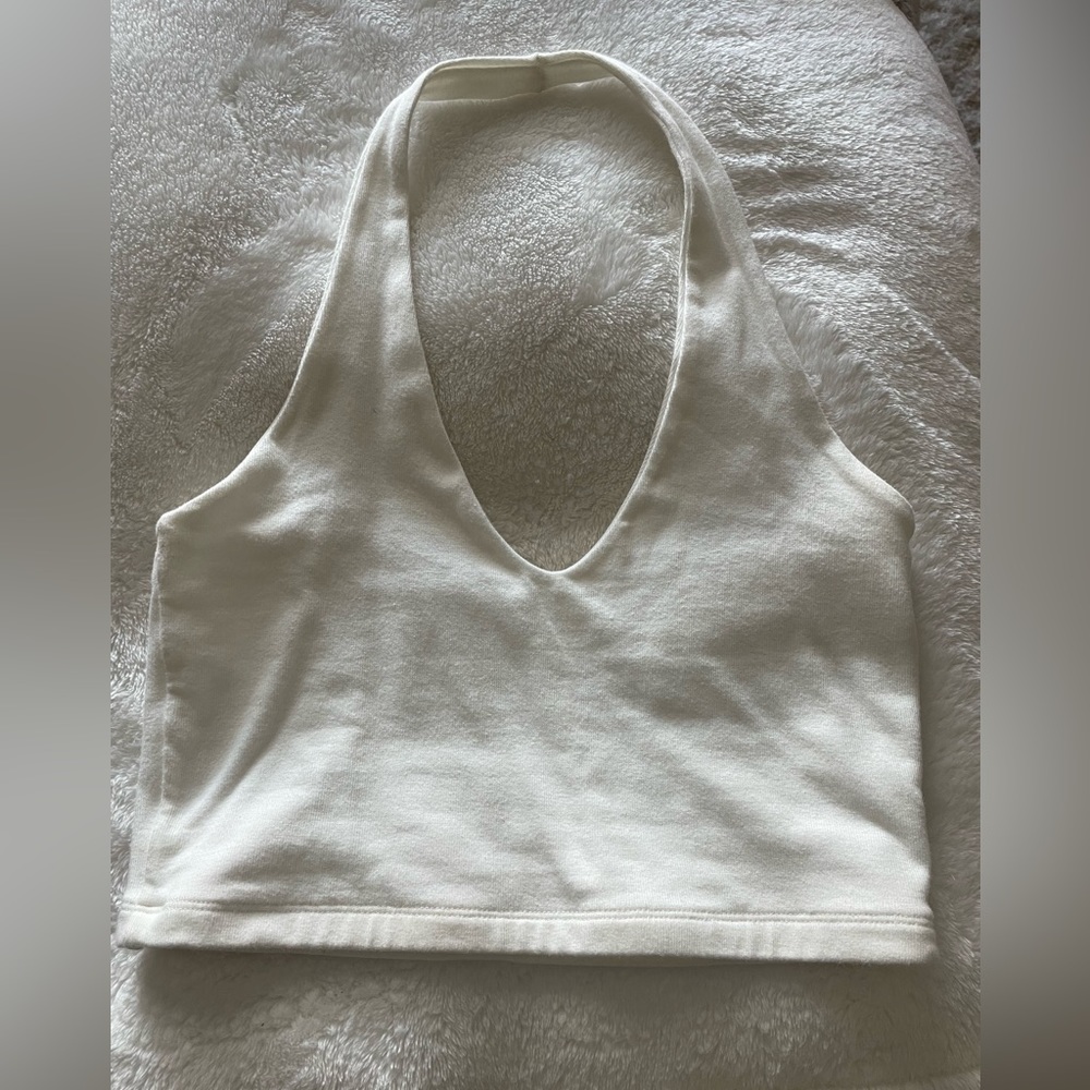 Brandy Melville haltered top. Never been worn.